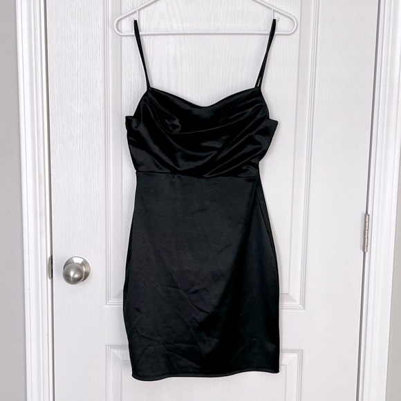 Windsor Junior Women’s Black Satin Mini Dress Draped Sweetheart Cocktail Size L - Picture 1 of 13